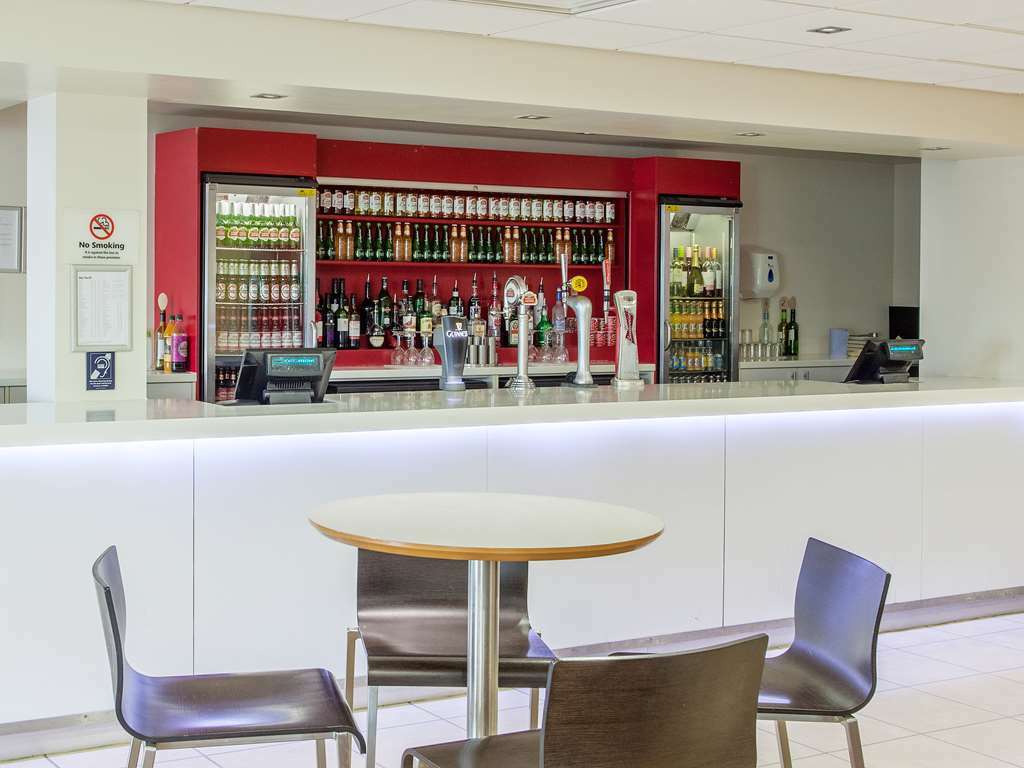 Ibis Budget London Heathrow Central Cranford Restaurant photo